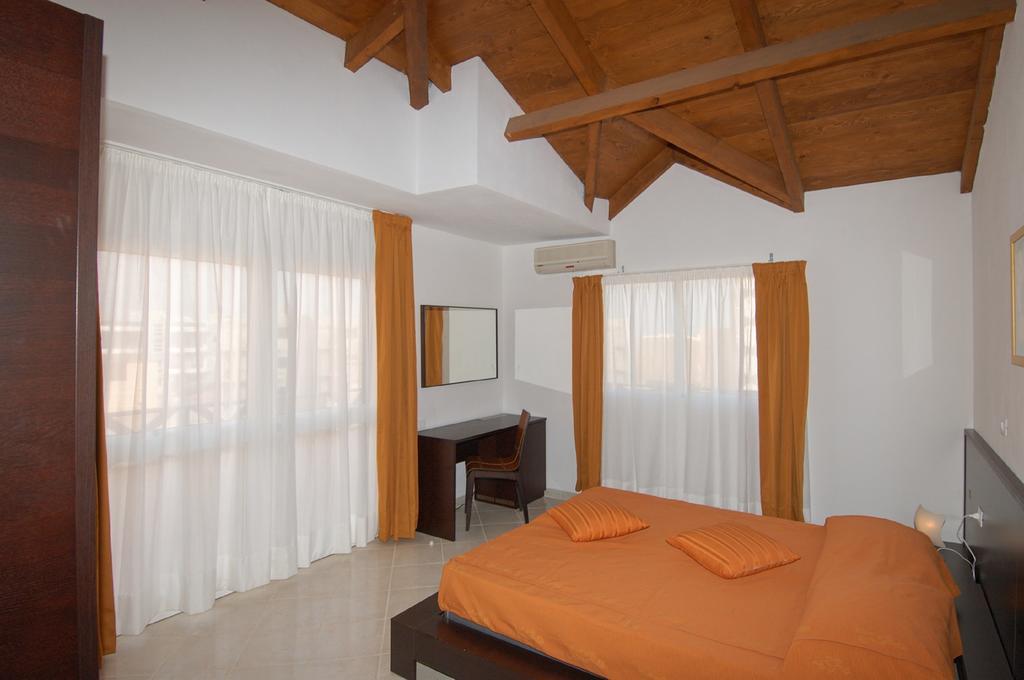 Aparthotel Ponta Preta Santa Maria Bagian luar foto