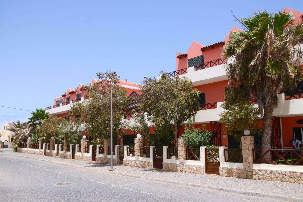 Aparthotel Ponta Preta Santa Maria Bagian luar foto