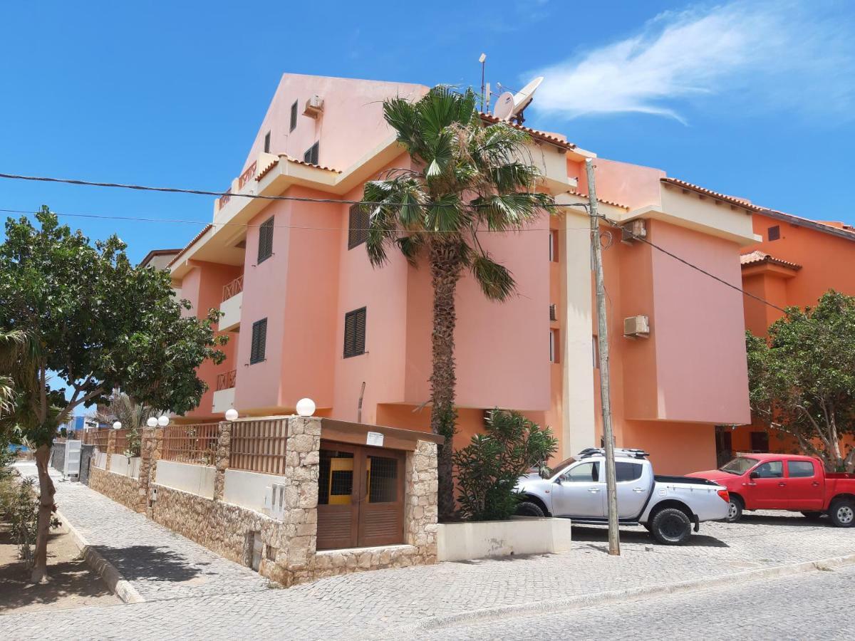 Aparthotel Ponta Preta Santa Maria Bagian luar foto