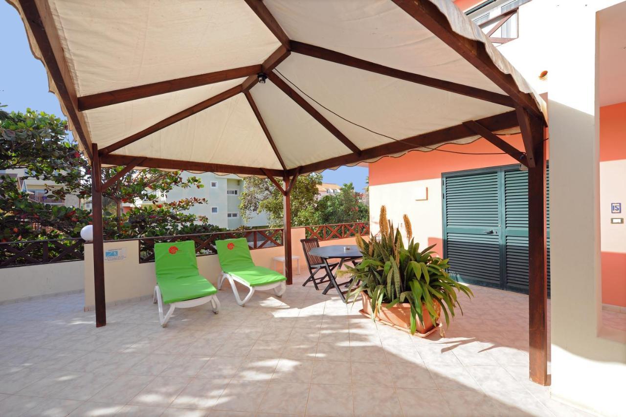 Aparthotel Ponta Preta Santa Maria Bagian luar foto